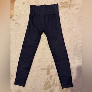 Joylab Women's High Waist Seamless Ribbed Activewear 7/8 Leggings Black small